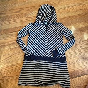 NWT- Ragdoll & Rockets stripe hooded tunic-size 14- black and grey-great basic!